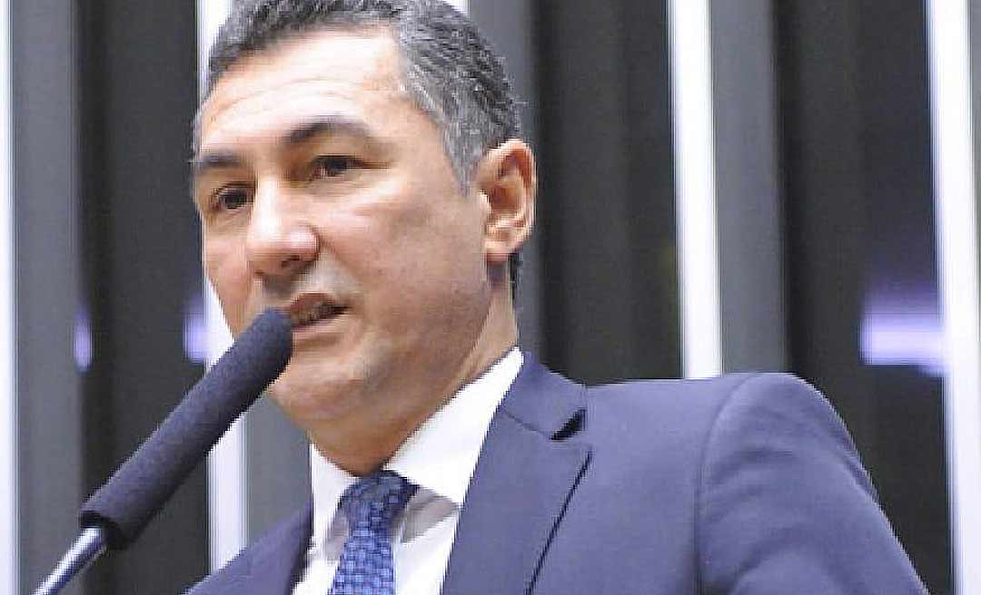 "Não mudei de opinião em relação à privatização dos Correios. Sou contra a privatização", diz Jesus Sérgio