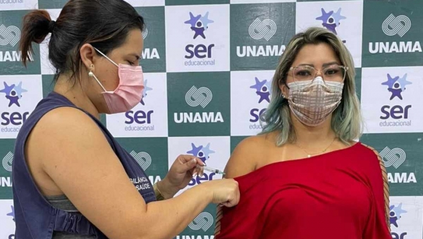 Em parceria, governo realiza vacinação neste domingo no Via Verde Shopping