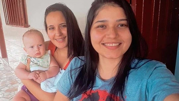 Casal lésbico de Cruzeiro do Sul conta como teve bebê através de inseminação caseira