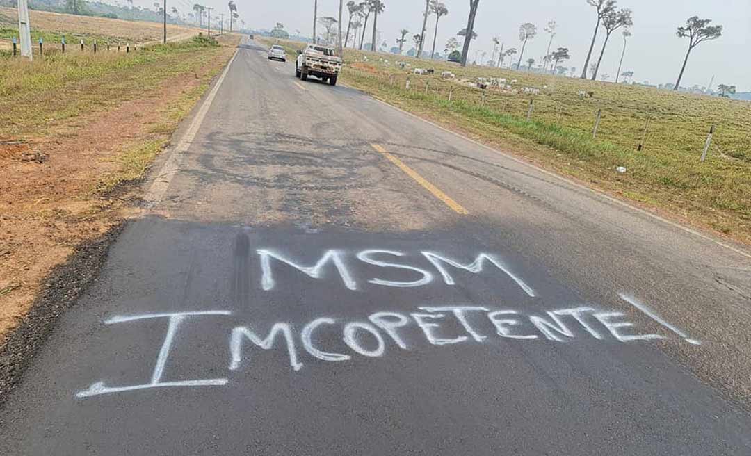 Jarbas Soster vai dar R$ 10 mil para quem revelar identidade de pichadores da BR-317 contra a empresa dele