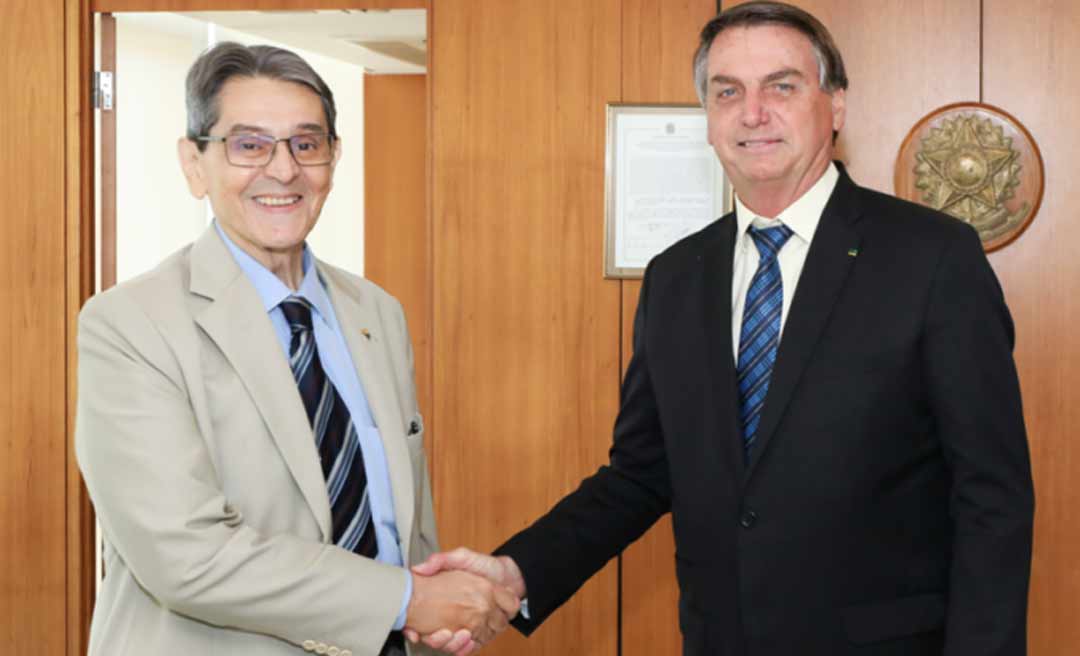 PF prende Roberto Jefferson por atuação em milícias digitais