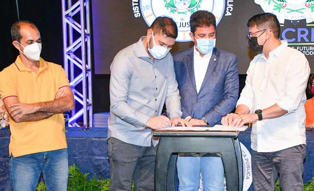 Nicolau Júnior destaca investimentos do governo do estado na região do Juruá