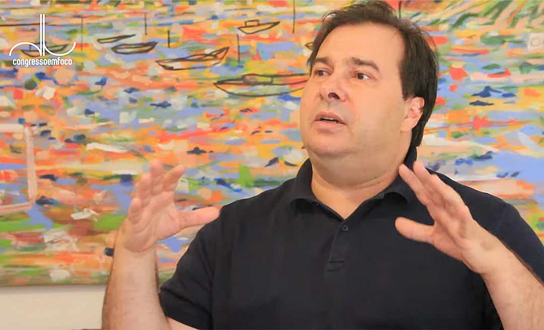 Bolsonaro ataca o STF para tentar golpe, diz Maia em entrevista ao Congresso em Foco