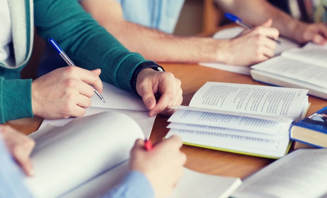 Governo divulga editais de deferimento e homologação dos candidatos inscritos nos processos seletivos do Iapen e do Detran