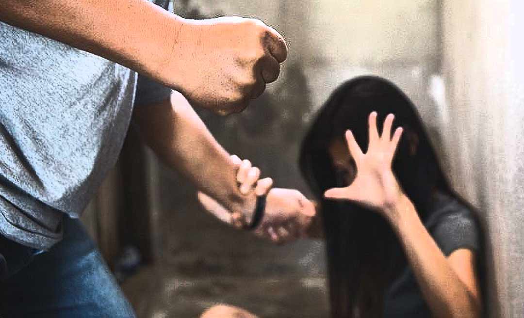 Denunciar foi o 1º passo de mulher ameaçada por companheiro para romper o ciclo da violência