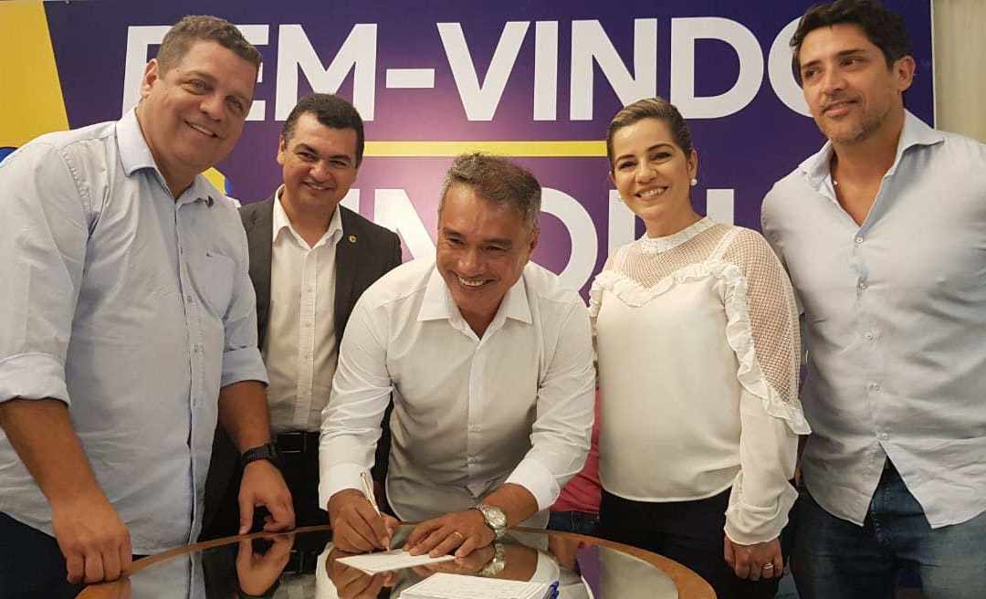 Mara Rocha se diz decepcionada com Minoru e o chama de traidor e ingrato após nomeação da mulher do professor no governo Cameli