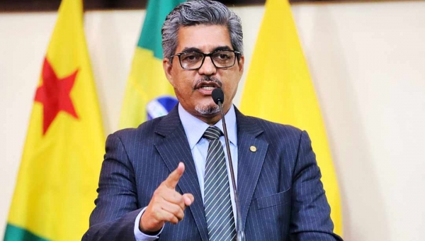 Edvaldo se solidariza com marceneiros de Brasileia que foram alvos de operação do governo federal