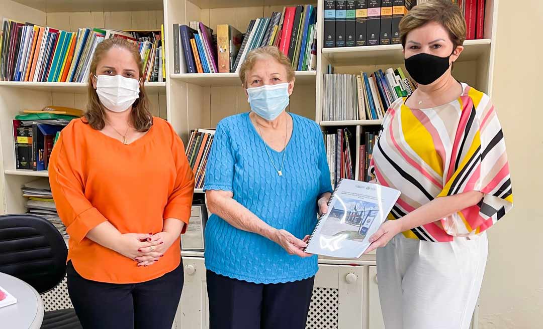 Governo entrega plano de retorno às aulas presenciais para aprovação do Conselho Estadual de Educação