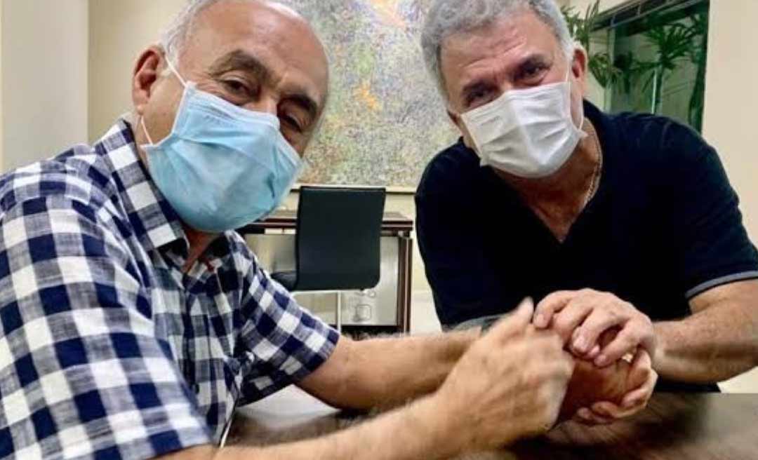 "Força, velho Boca", diz Petecão ao afirmar que pedido de impeachment de Bocalom é "ridículo"