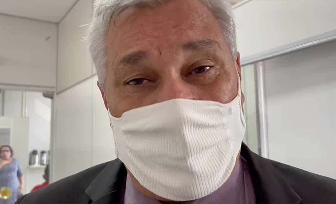 Primeiro-secretário da Câmara se irrita ao ser questionado se houve “barganha” para enterrar impeachment contra Bocalom