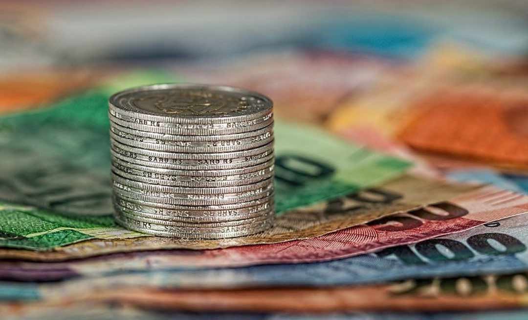 Salário mínimo para 2022 deve ser de R$ 1.169, propõe Ministério da Economia