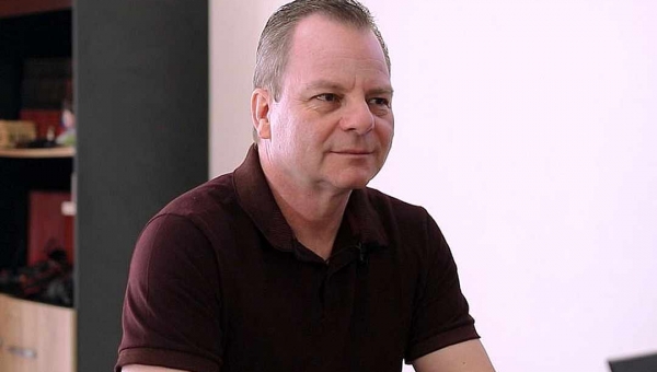 Longo faz indicação para restabelecer concorrência entre empresas de ônibus que transportam passageiros para Cruzeiro do Sul