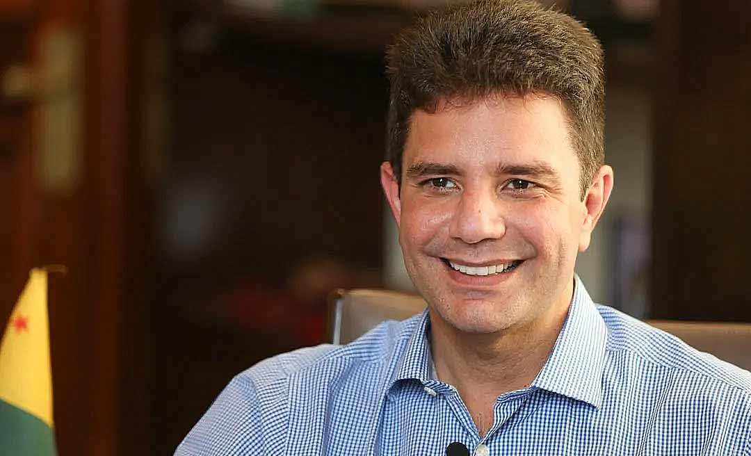 "O prefeito foi eleito agora. Não podemos criar instabilidade", diz Gladson ao afirmar que Câmara acertou ao não abrir impeachment contra Bocalom