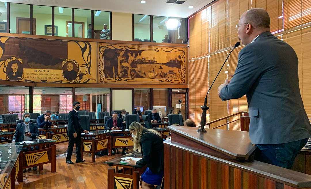 Sem mudar a natureza jurídica do Igesac, deputados aprovam projeto que extingue o instituto