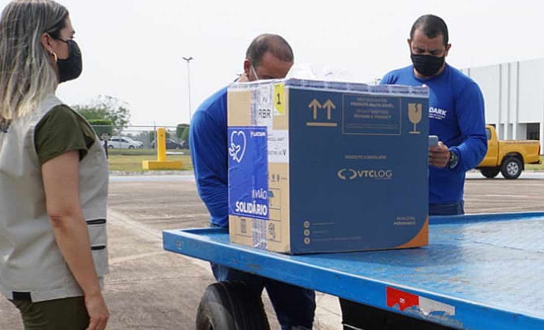 Acre recebe mais 4,6 mil doses de vacina contra a Covid-19 nesta quarta-feira
