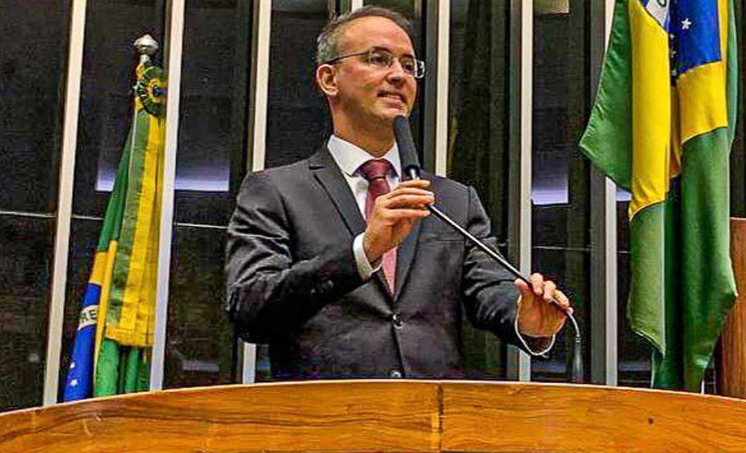  Leo de Brito libera R$ 6,3 milhões em recursos para saúde do Acre