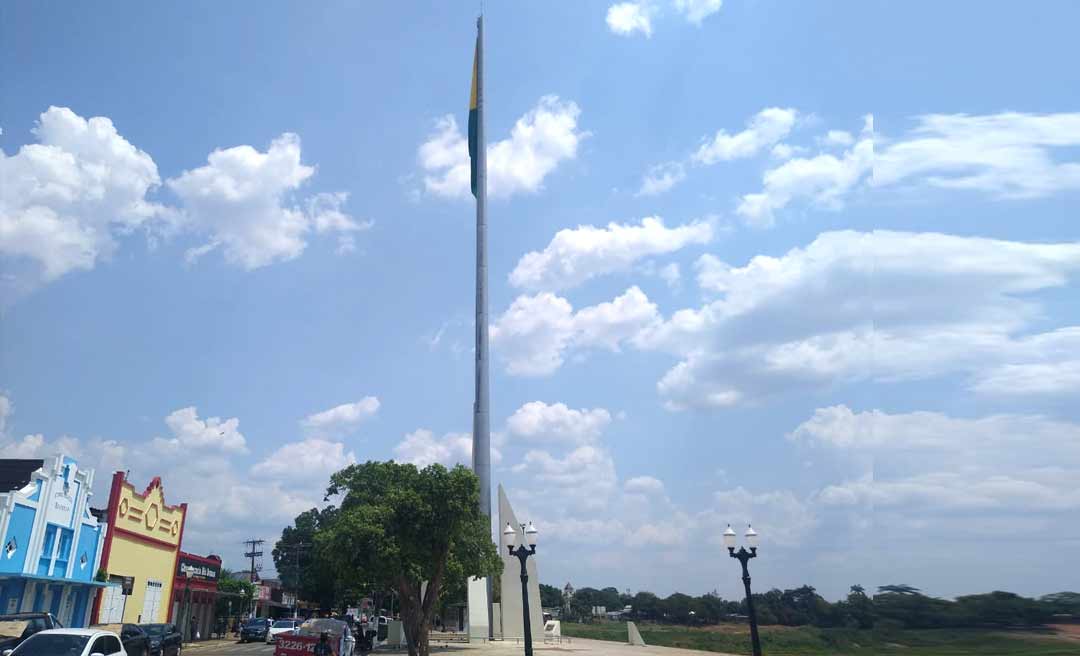Troca da bandeira do Acre pela do Brasil na Gameleira gera questionamentos; governo diz que mudança é temporária e alusiva ao Dia da Independência