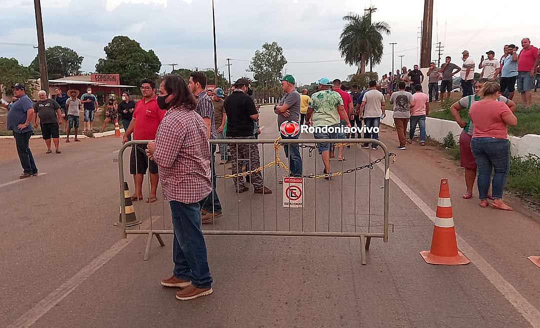 Caminhoneiros fecham a BR-364 em Rondônia por 72 horas e geram temor de desabastecimento no Acre