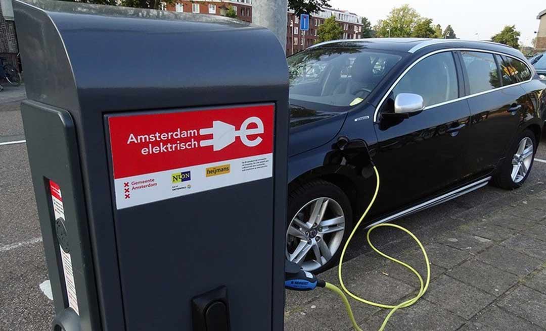 Maioria dos consumidores quer carros elétricos como opção de compra, informa estudo