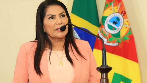 Antonia Sales apresenta projeto que institui o Dia de Prevenção ao Suicídio e a Caminhada Anual Pela Vida