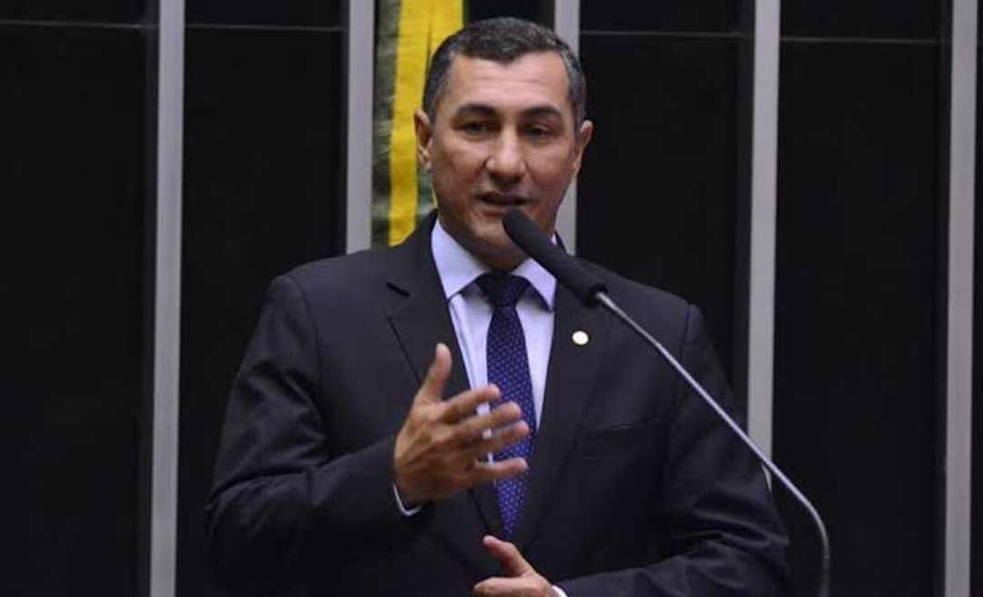 Jesus Sérgio destina R$ 8,7 milhões em emendas parlamentares para a saúde de Tarauacá