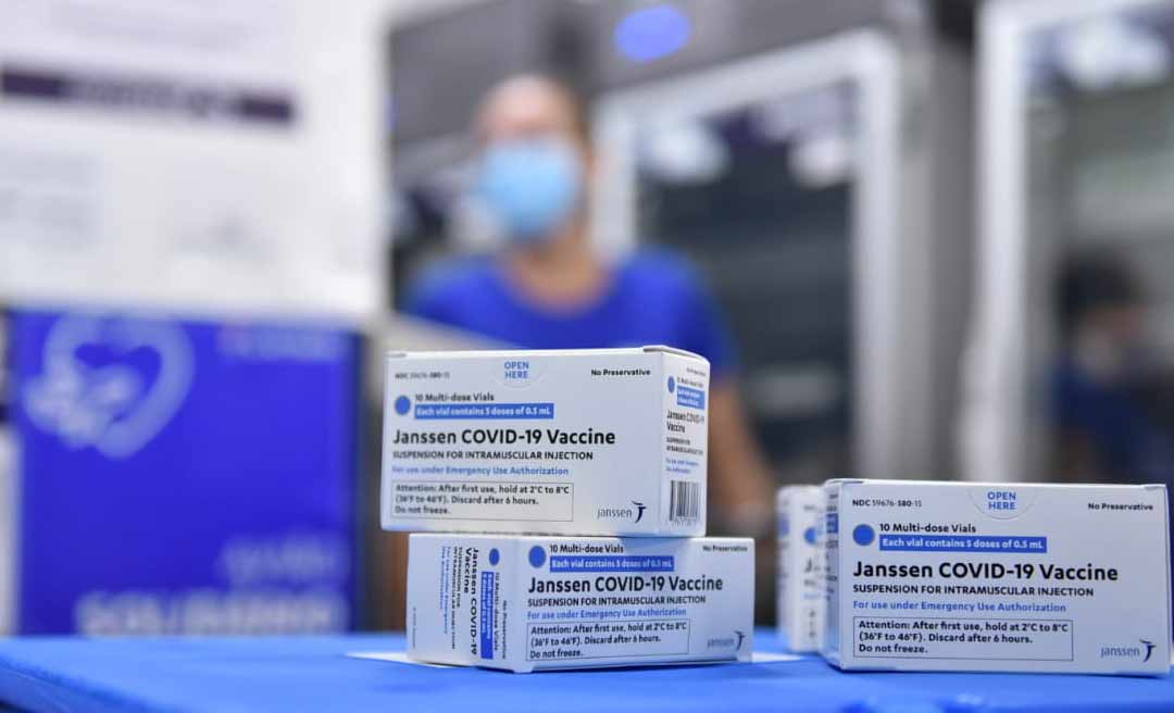 Acre recebe mais 33,2 mil doses de vacina contra a Covid-19
