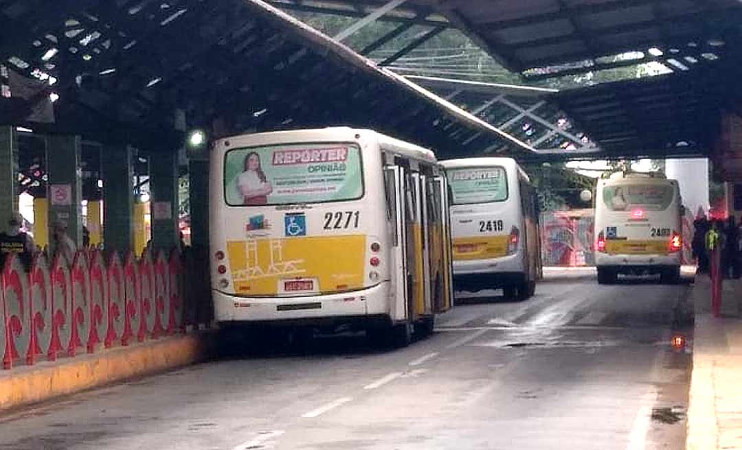 Ônibus voltam a circular em Rio Branco após dois dias de greve dos trabalhadores