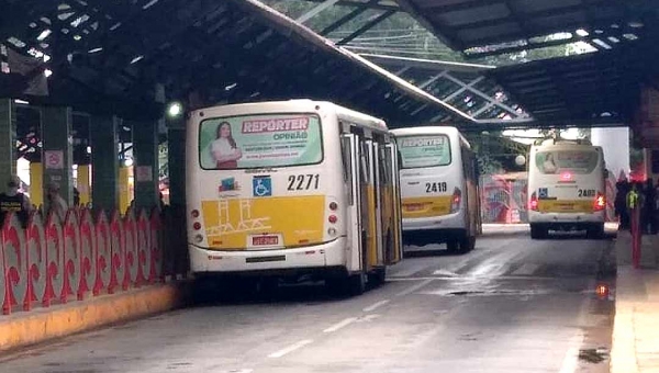 Ônibus voltam a circular em Rio Branco após dois dias de greve dos trabalhadores