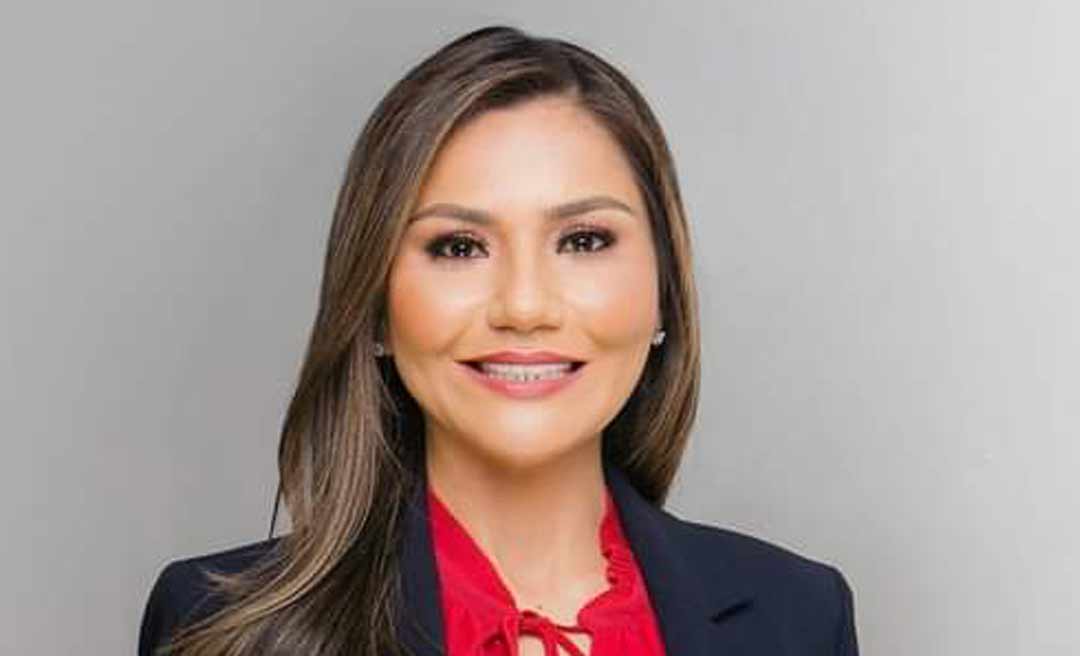 Comissão aprova projeto de Jéssica Sales que destina 3% de ingressos gratuitos para idosos de baixa renda em eventos