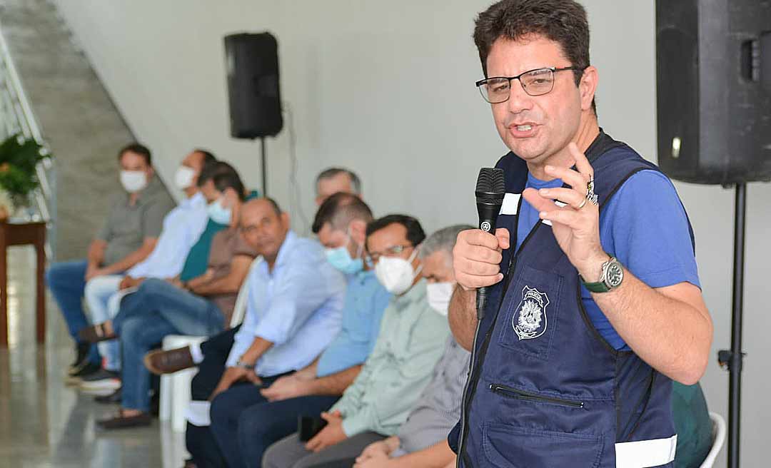 Cameli anuncia momentos de grandes investimentos em inauguração de empresa de transporte em Cruzeiro do Sul