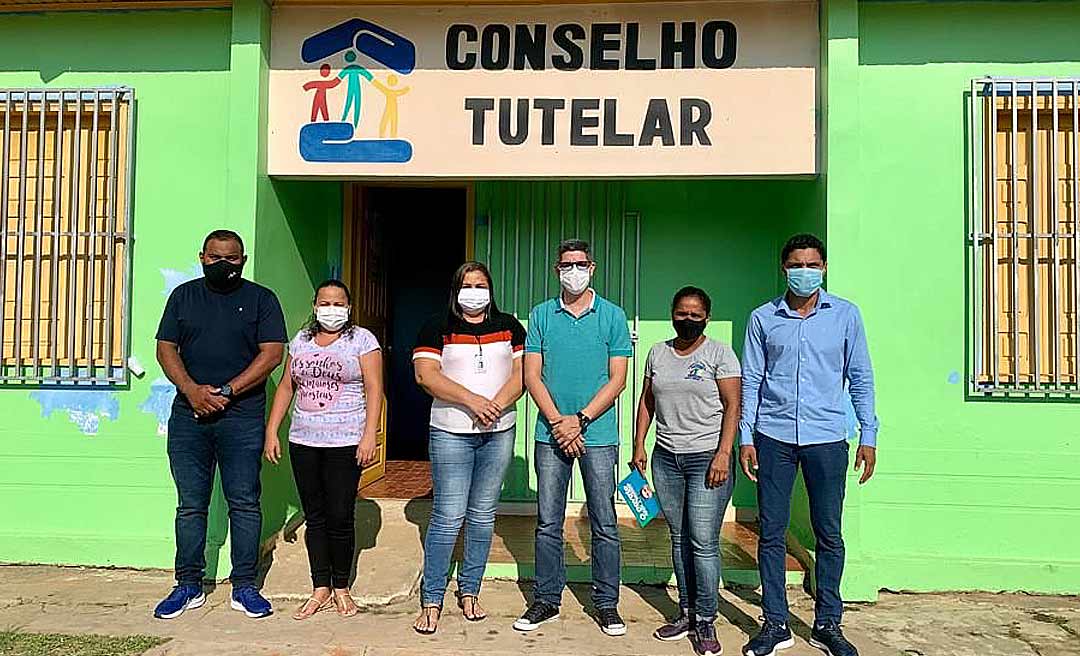 Calegário visita conselhos tutelares do Acre e reafirma apoio à defesa das crianças e adolescentes