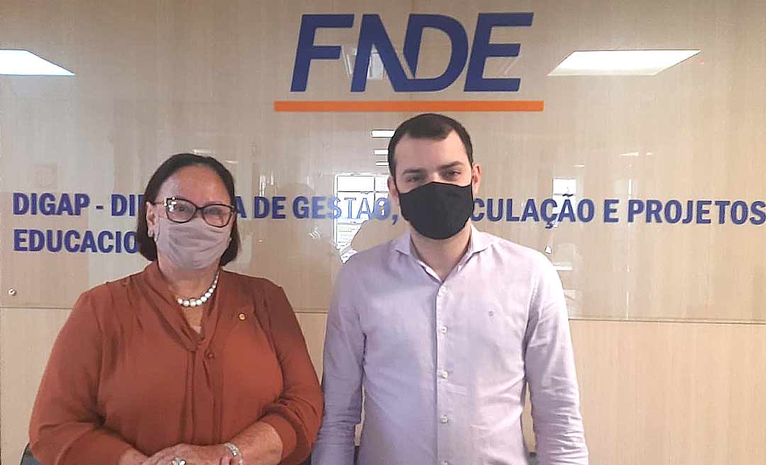 No FNDE, Vanda Milani garante ônibus escolares e escola para municípios acreanos