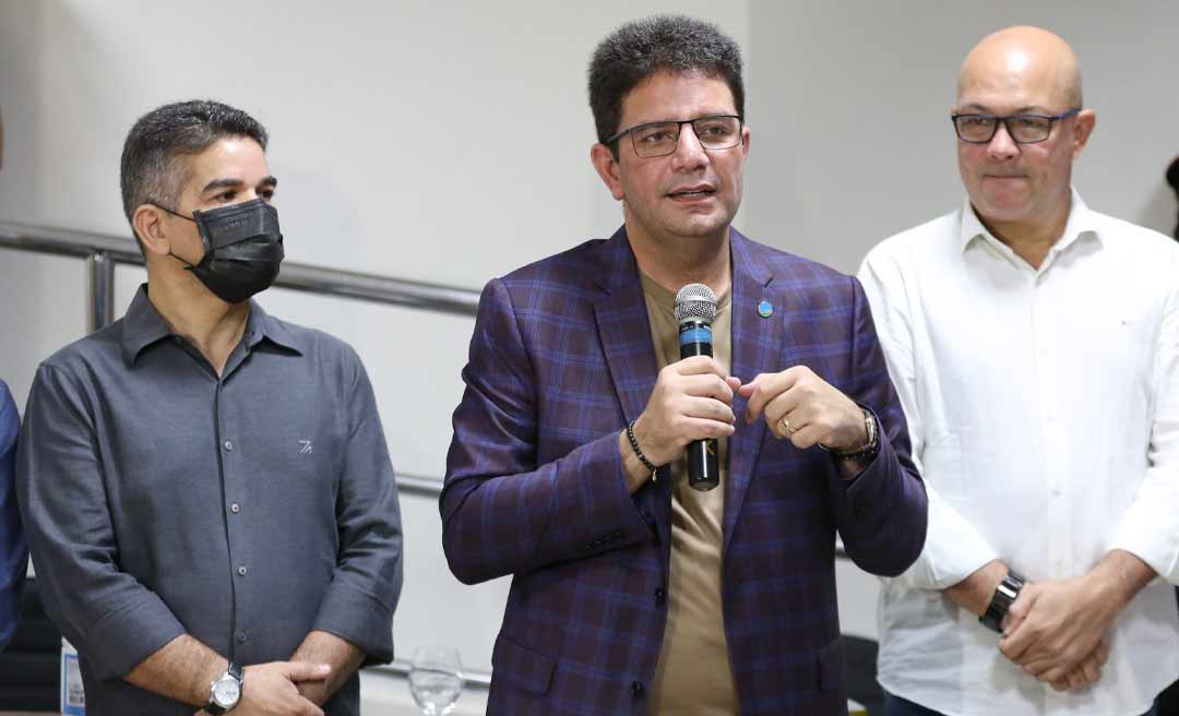 Gladson Cameli participa de abertura do Encontro de Núcleos de Indústrias do Setor Moveleiro
