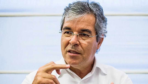 "Falta gestão e sobra incompetência”, diz Jorge Viana sobre governo Gladson