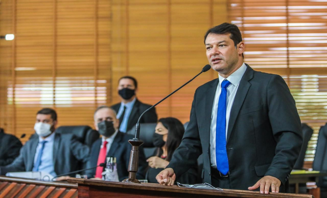 Projeto de Duarte proíbe cumulação de tributos incidentes sobre combustíveis