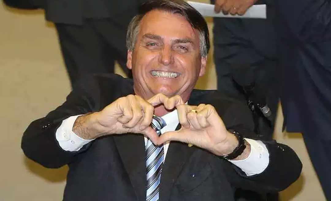 Bolsonaro alerta para novo reajuste no preço dos combustíveis