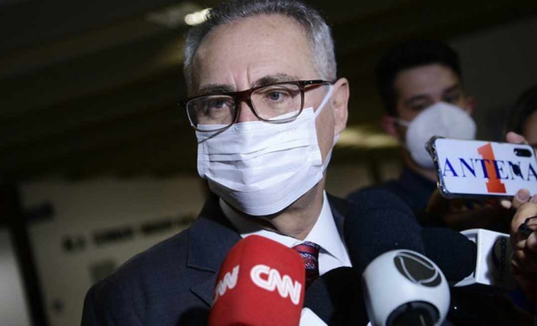 Renan Calheiros pede banimento do presidente Bolsonaro de redes sociais e 8 novos indiciamentos