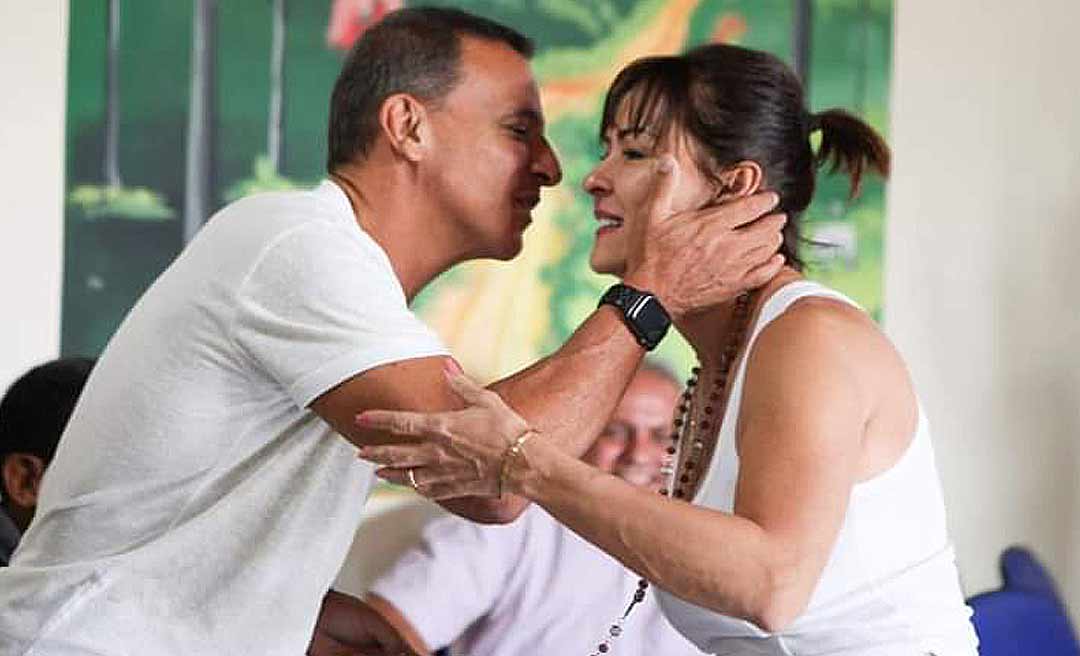 “Separados”, Marcio e Marcia cumprem agenda no Alto Acre, almoçam juntos e trocam afagos