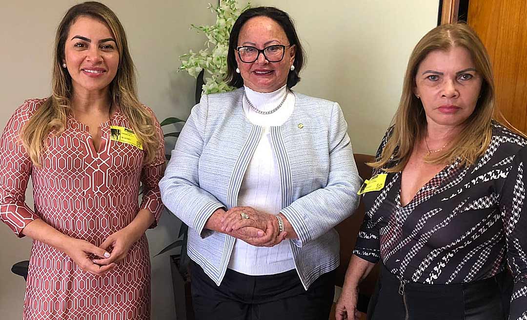 Em Brasílía, Vanda Milani recebe prefeita de Brasiléia