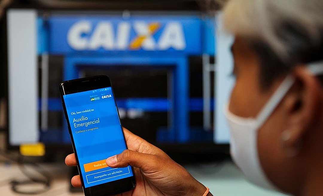 Governo quer usar medida provisória para manter auxílio emergencial