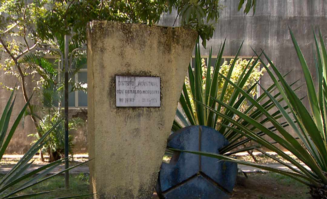 Rocha demite servidor acusado de participação em rachadinha na Codisacre