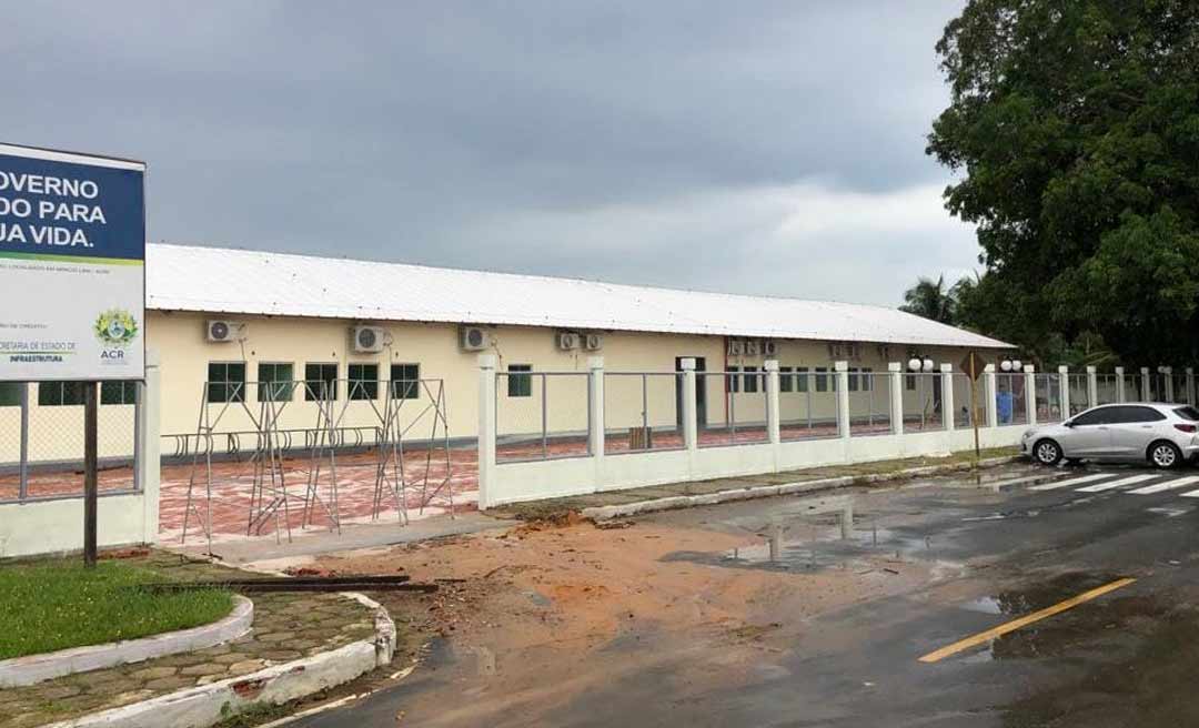 “Pronto para entrega” - Deputado Alan Rick comemora conclusão da obra do Hospital de Mâncio Lima