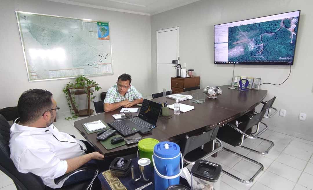 Gonzaga acompanha serviços do Deracre no interior e propõe novas emendas para ajudar produtores rurais