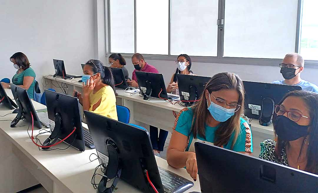 Policia Civil oferta curso de Redação Oficial e capacita 20 alunos