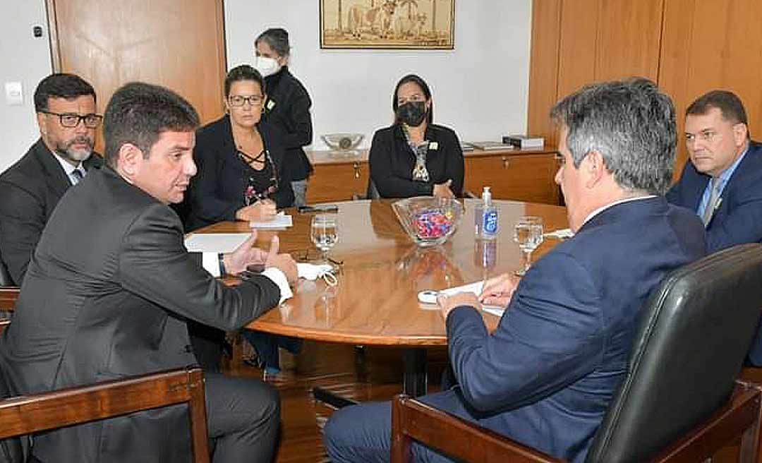 Em reunião com Ciro Nogueira, Cameli pede apoio para construção de Hospital Universitário e liberação de recursos