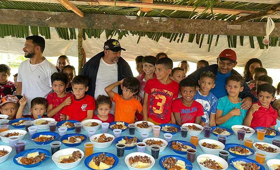 Zezinho Barbary é suspeito de fazer campanha antecipada para deputado em eventos da prefeitura de Porto Walter