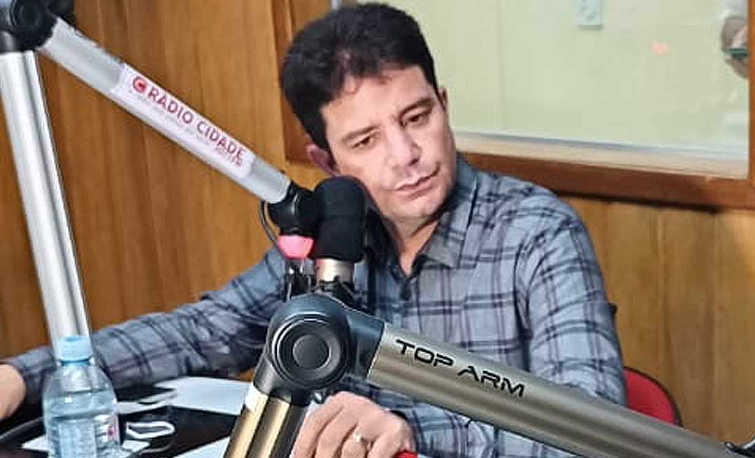 Expoacre deve voltar em 2022, diz Gladson em entrevista à Rádio Cidade