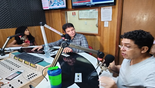 Gladson afirma que nunca conversou com Flaviano sobre vaga de vice, diz que prefere Alisson e não descarta Socorro