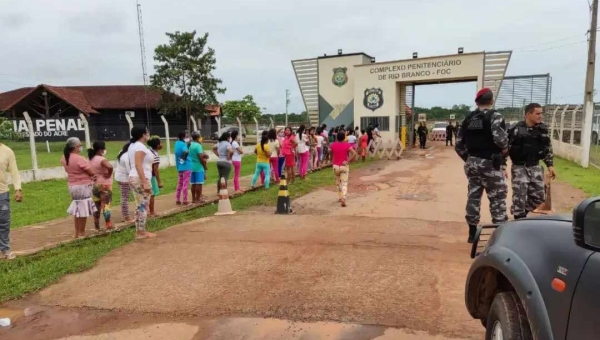 Sem condições de segurança nos presídios, Bope e Giro são acionados para liberar visita para os presos mas vão embora logo em seguida: “Um absurdo!”, diz sindicalista