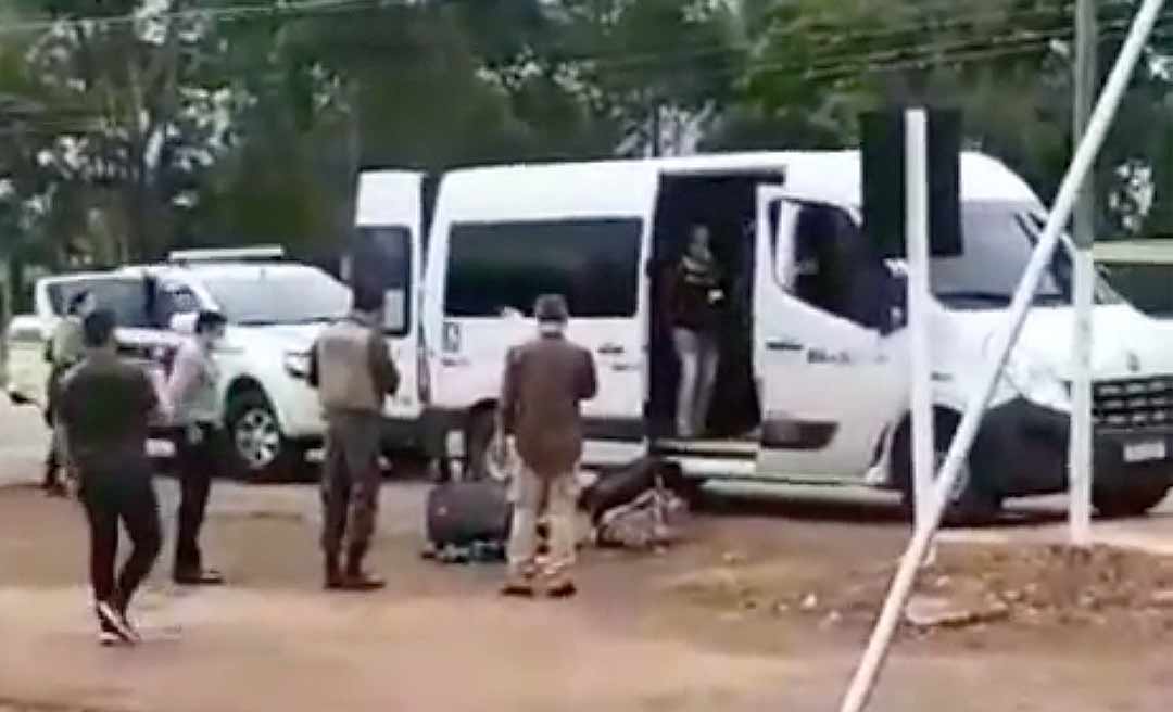 Cerca de 150 quilos de droga são apreendidos em van da prefeitura de Brasileia que faz o transporte de pacientes de hemodiálise